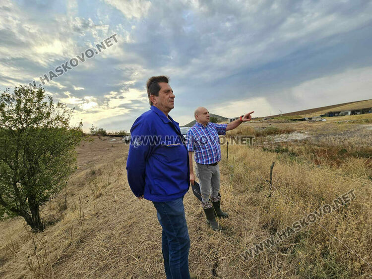 Обход на язовирите в Хасковско. Комисията се натъкна на изцяло празни водоеми