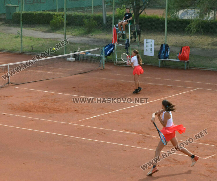 Украинка и германка спечелиха титлата на двойки на турнира по тенис „Haskovo cup“