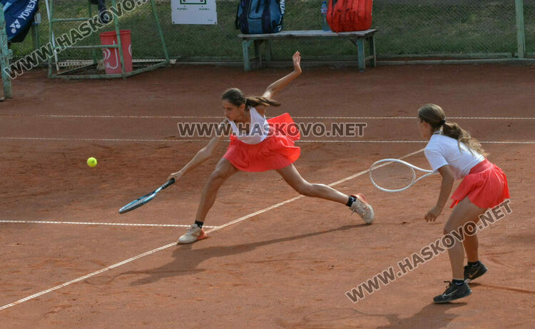Украинка и германка спечелиха титлата на двойки на турнира по тенис „Haskovo cup“