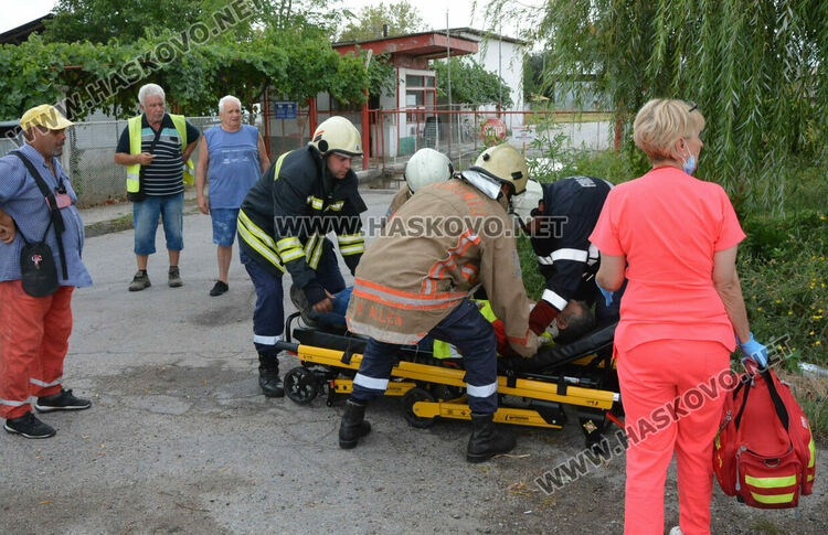 7 души пострадаха при катастрофа между кола и камион на „АБ“