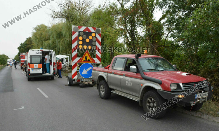 7 души пострадаха при катастрофа между кола и камион на „АБ“