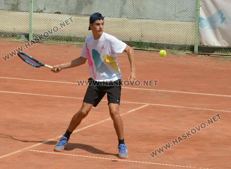 Тандемът Бонев/Маринов триумфира на „Haskovo cup“