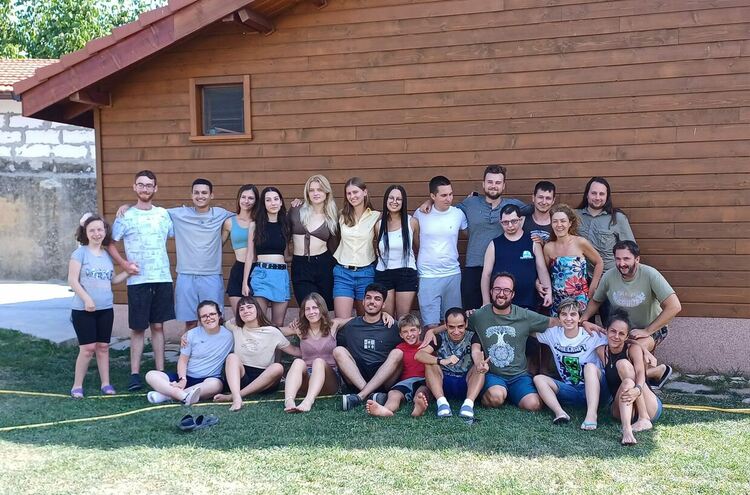 Младежи и доброволци от 4 държави облагородиха радомирското село Долни Раковец