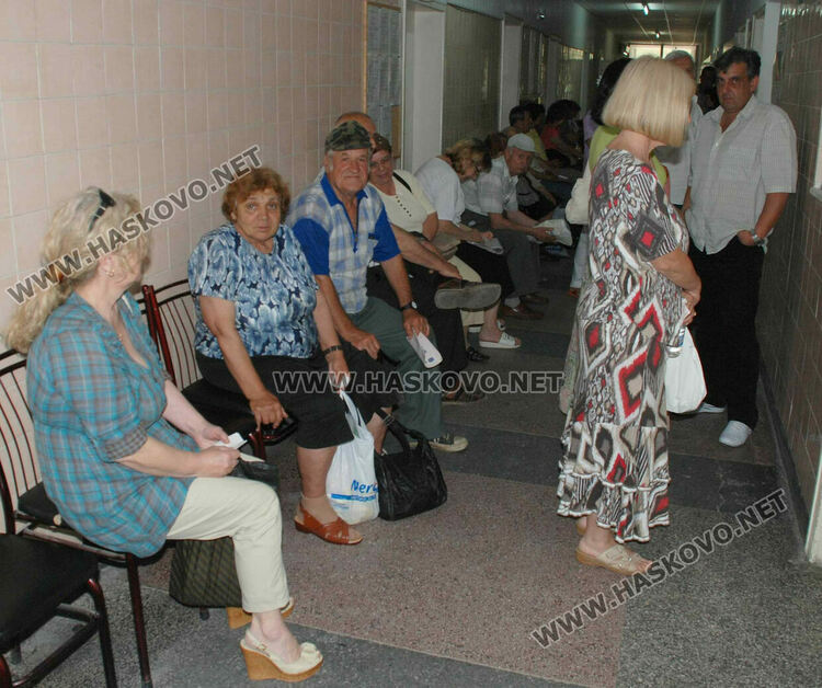 Опашките пред кабинетите на личните лекари са нещо обичайно Снимка Архив Haskovo.net