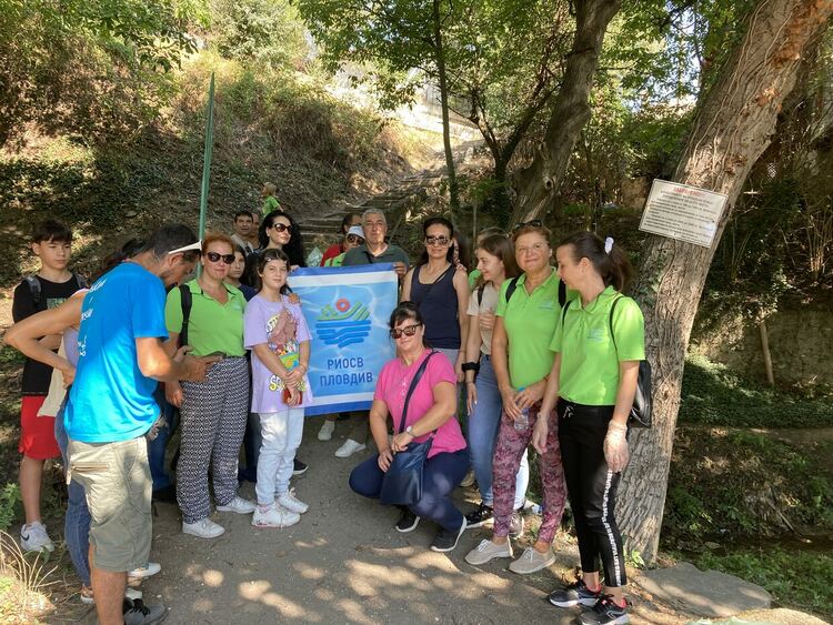 Съвместни акции по почистване на нерегламентирани сметища в Асеновград и Куклен