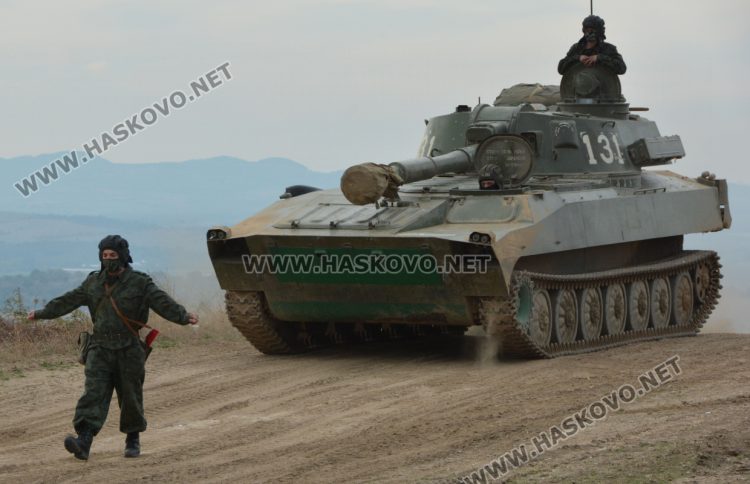 Сухопътни войски търсят 290 военнослужещи