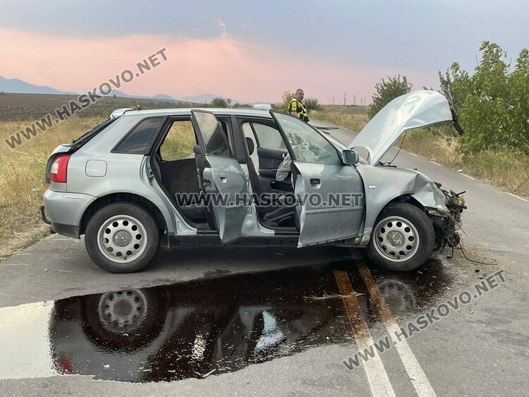 Шофьор пострада при катастрофа на пътя Хасково - Минерални бани