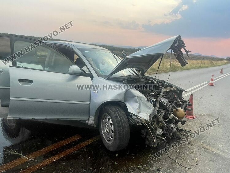 Шофьор пострада при катастрофа на пътя Хасково - Минерални бани