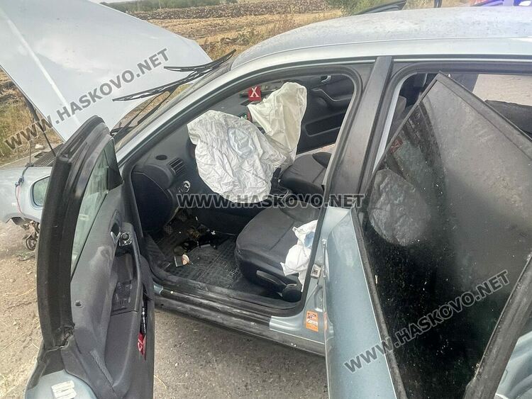 Шофьор пострада при катастрофа на пътя Хасково - Минерални бани