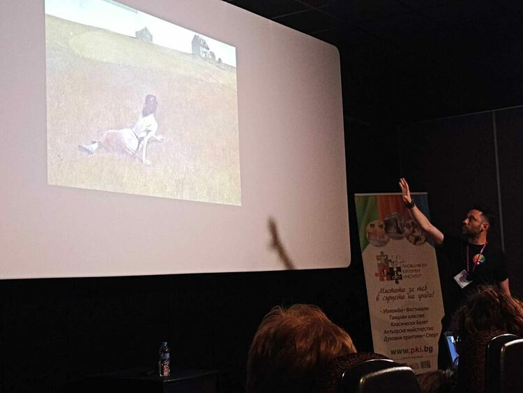 Художникът Неделчо Марков изнася лекции за изкуството като инструмент за себеизразяване