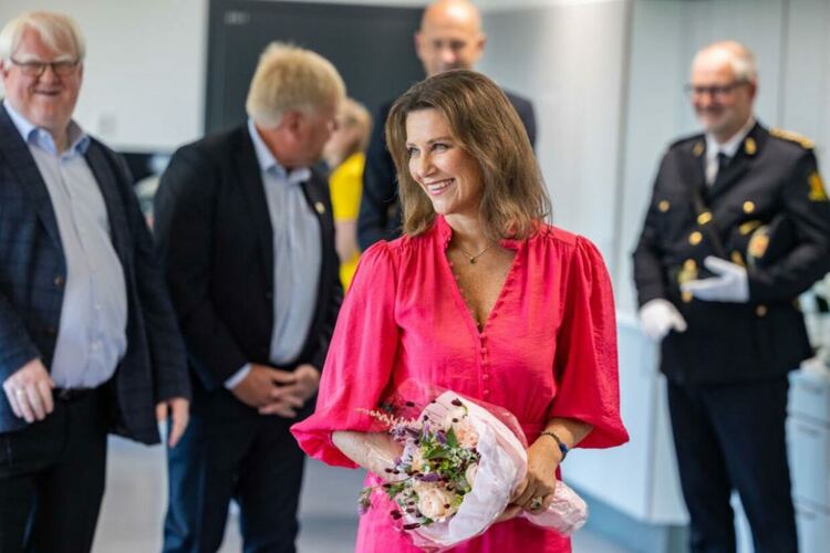 Кралска сватба: Норвежката принцеса и шамана се венчаят този уикенд