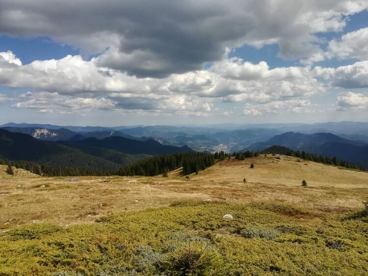 Над планините облачността ще е значителна в неделя