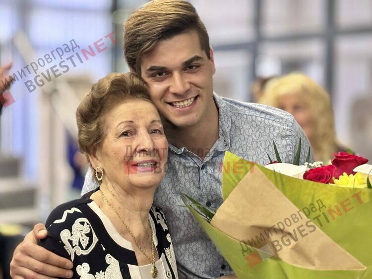 Отличиха почетния гражданин за 2024 г. на Димитровград