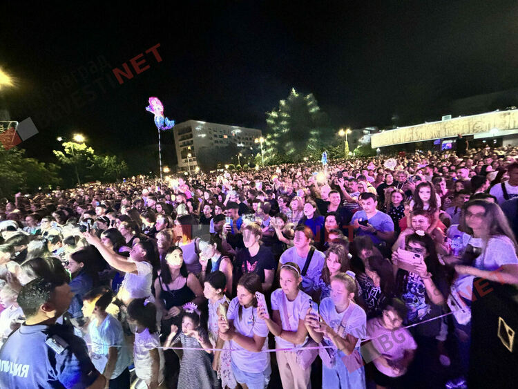 Димитровград отпразнува 77-та си годишнина