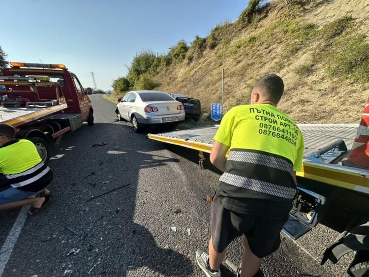 Тежка катастрофа тази сутрин при КПП Чилик,един загина на място,петима са пострадали