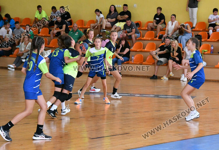 Шест отбора стартираха в Купа „Вълчо Даскалов“