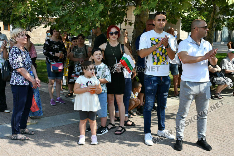 Хасково отбеляза 139 г. от Съединението, изви се празнично хоро