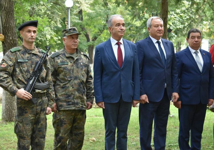 Асеновград отбеляза тържествено годишнината от Съединението 