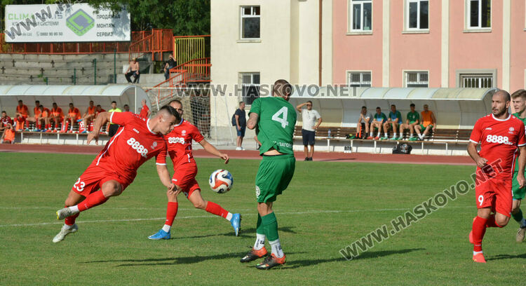 „Саяна Хасково“ с трудна победа над „Загорец“, Ахмед Осман герой за домакините