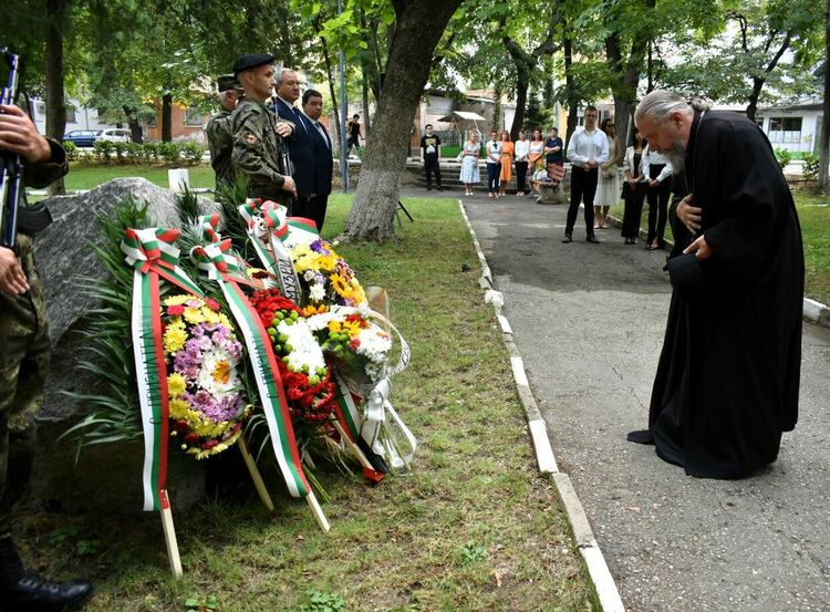 Асеновград отбеляза тържествено годишнината от Съединението 
