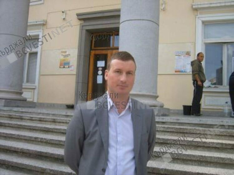 Беркант Барзат