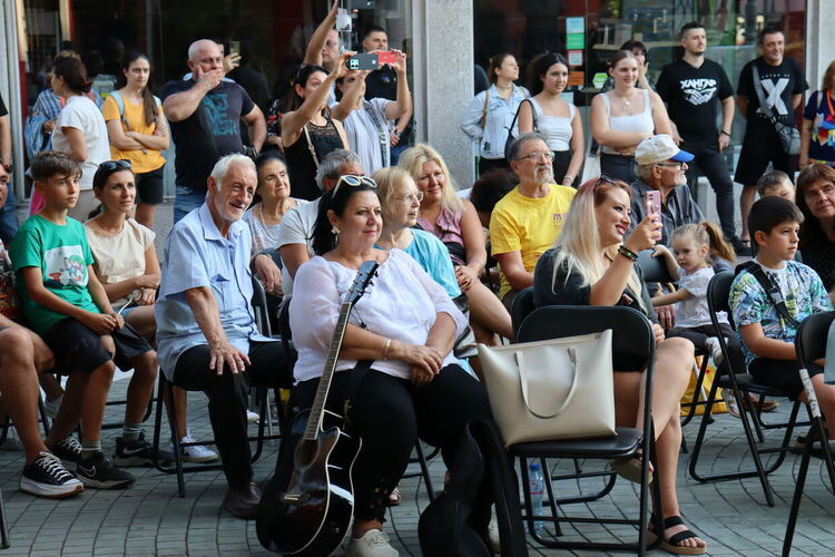 Наградиха победителите в Каунь Феста