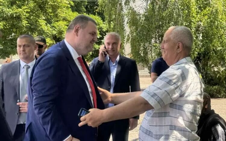 Пеевски успя да вземе марката ДПС за вота.