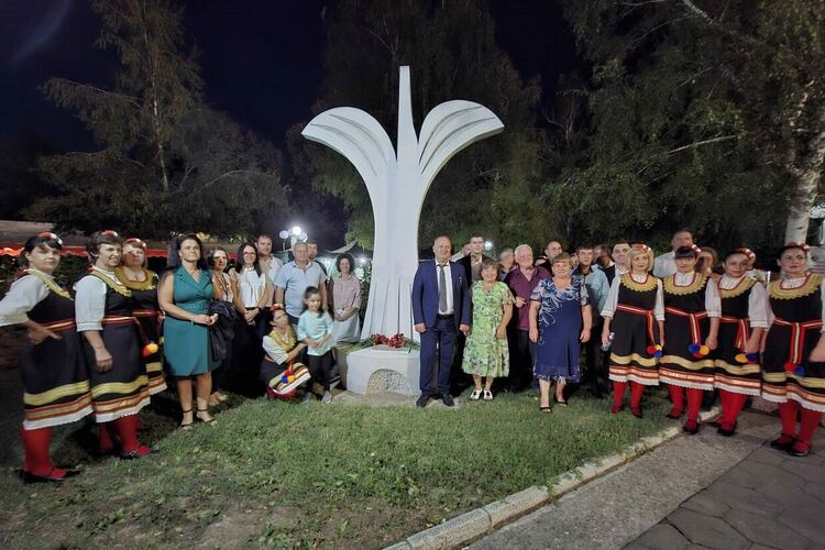 Започна XXIV празник на тракийската народна музика и песен