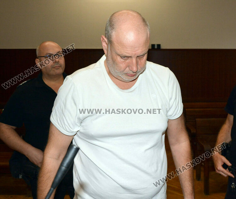 Съдът пусна под домашен арест задържания за рекордното контрабандно злато