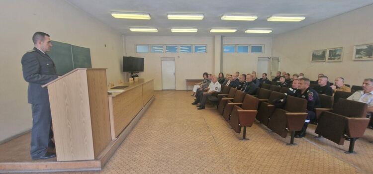 42-ма служители от РДПБЗН – Смолян получиха награди по повод професионалния празник на пожарникарите