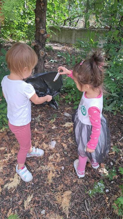 ДГ „Славейче“ се включи в инициативата „Да изчистим България заедно“