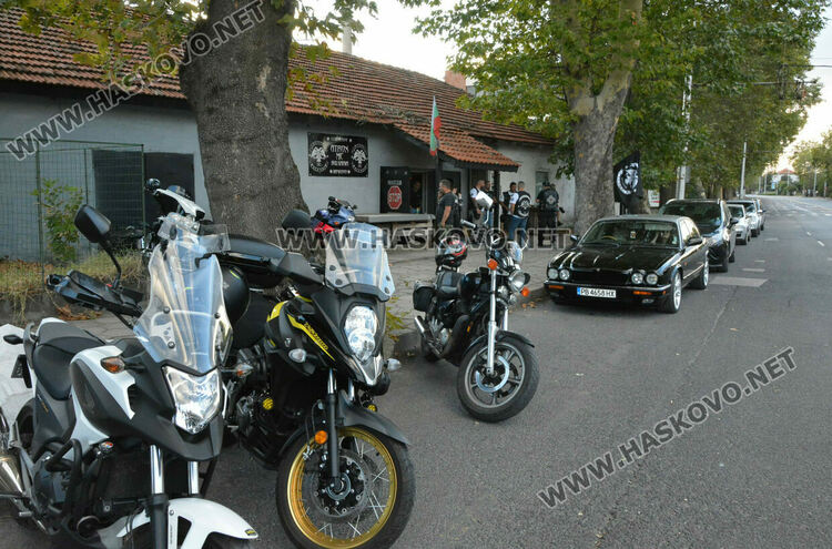 Вечер за феновете на рок музиката в Хасково