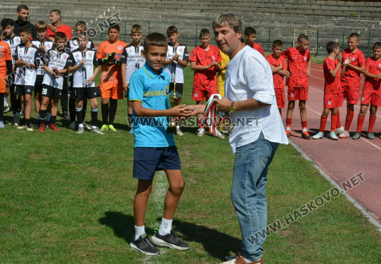 Младите надежди на ФК „Хасково“ са шампиони в турнира „Богомил Попов“