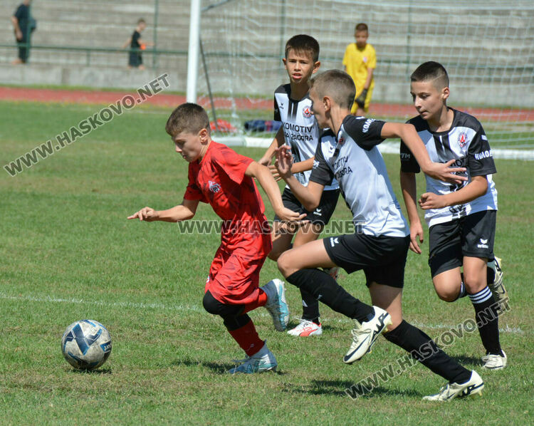 Младите надежди на ФК „Хасково“ са шампиони в турнира „Богомил Попов“
