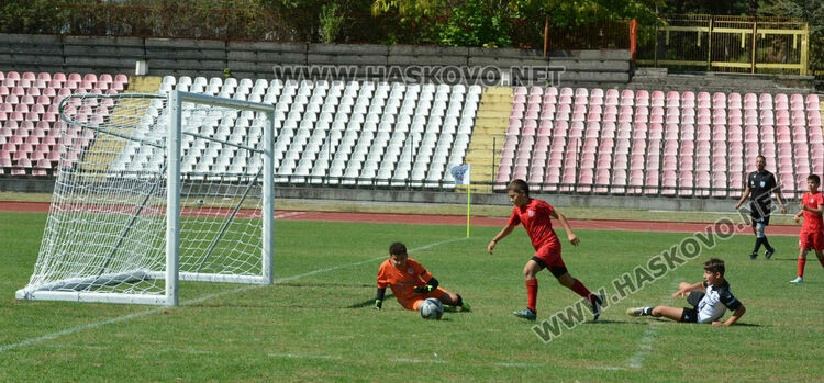 Младите надежди на ФК „Хасково“ са шампиони в турнира „Богомил Попов“