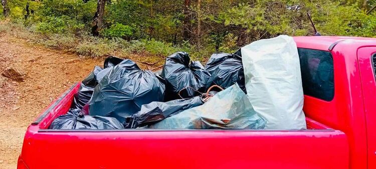 Пет тона отпадъци събраха и извозиха от община Златоград