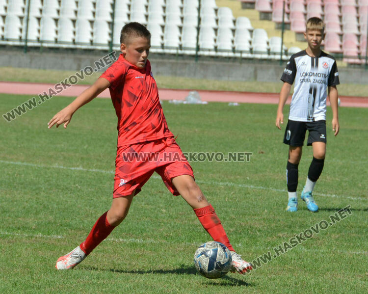 Младите надежди на ФК „Хасково“ са шампиони в турнира „Богомил Попов“