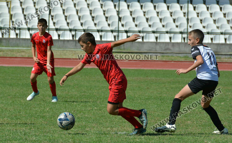 Младите надежди на ФК „Хасково“ са шампиони в турнира „Богомил Попов“