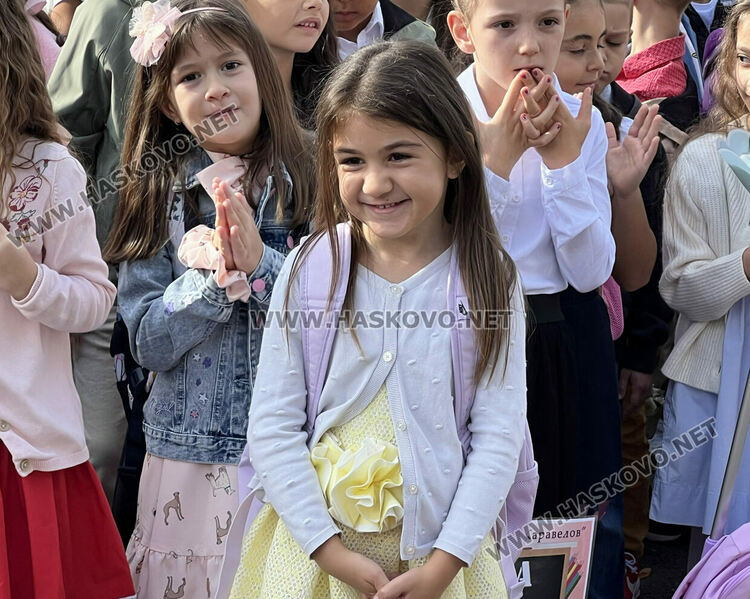 За пръв път в Хасково: Изучават испански в прогимназиален курс