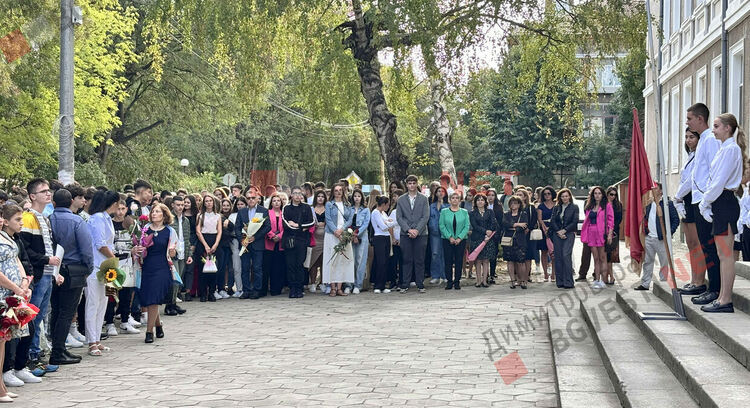 С емоции, радост и мотивация стартира учебната година в Димитровград