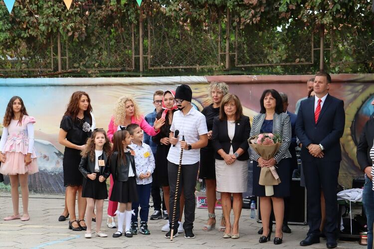 Панда посреща учениците в ОУ „Св. Климент Охридски“