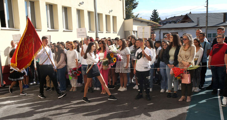 ПГТ в Хасково посрещна 107 осмокласници