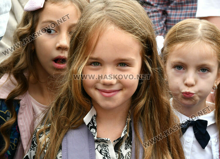 98 първокласници прекрачиха прага на ОУ „Христо Смирненски“ в Хасково