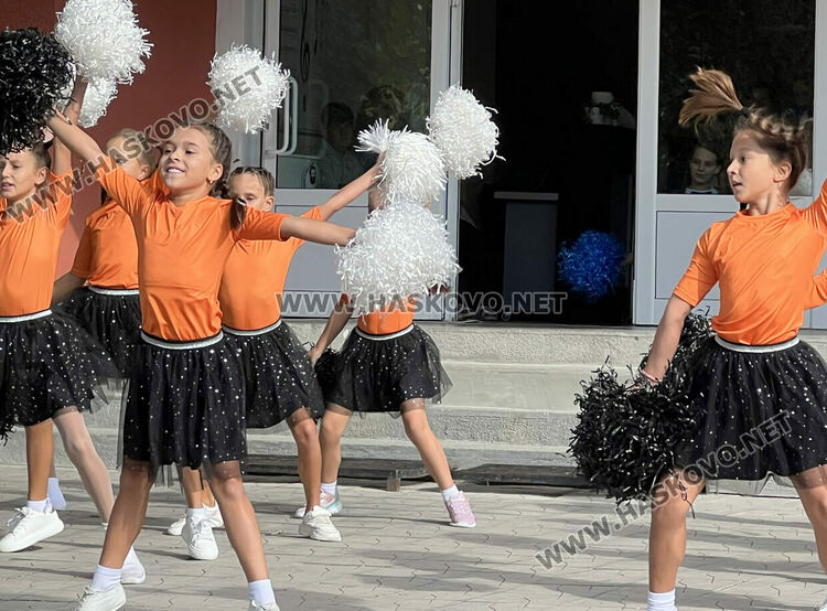 За пръв път в Хасково: Изучават испански в прогимназиален курс