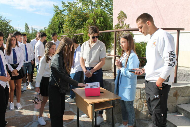 ПГДС в Хасково прие 139 осмокласници в 7 специалности