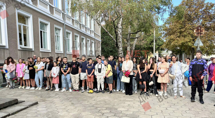 С емоции, радост и мотивация стартира учебната година в Димитровград