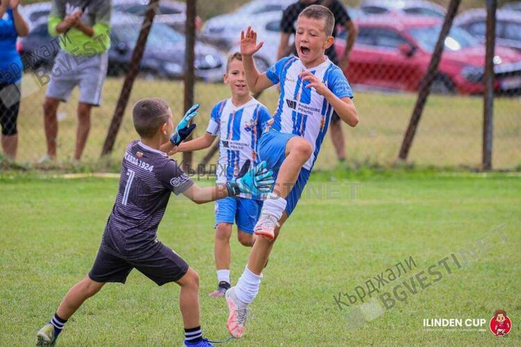 Поредно силно представяне на Футболна академия "Арда 1924"!Този път в Северна Македония!