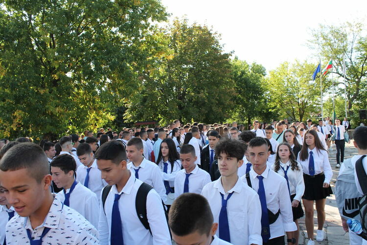 ПГДС в Хасково прие 139 осмокласници в 7 специалности