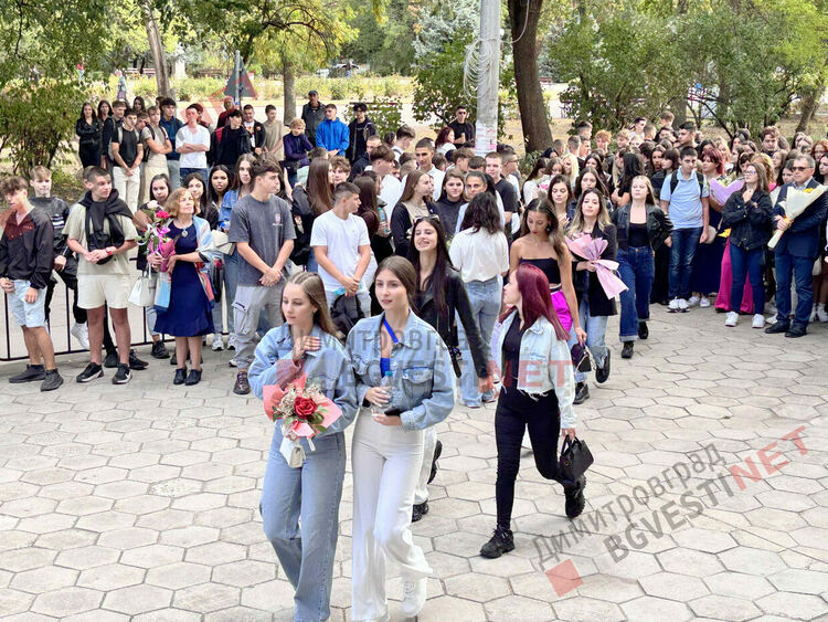 С емоции, радост и мотивация стартира учебната година в Димитровград