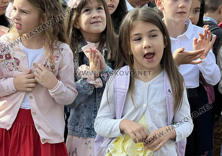 За пръв път в Хасково: Изучават испански в прогимназиален курс